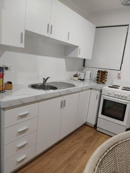 Simply Delightful Unit Close To Cbd And Beach Perth Luaran gambar